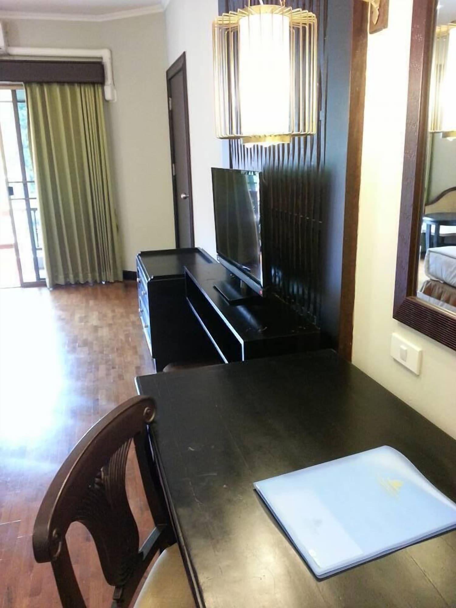 Suan Bua Hotel & Resort Ban Pong  Dış mekan fotoğraf