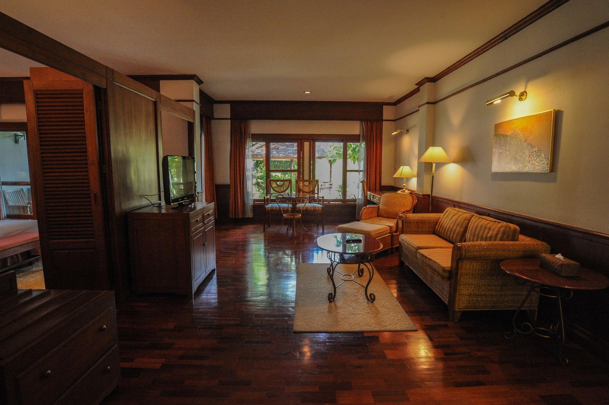 Suan Bua Hotel & Resort Ban Pong  Dış mekan fotoğraf