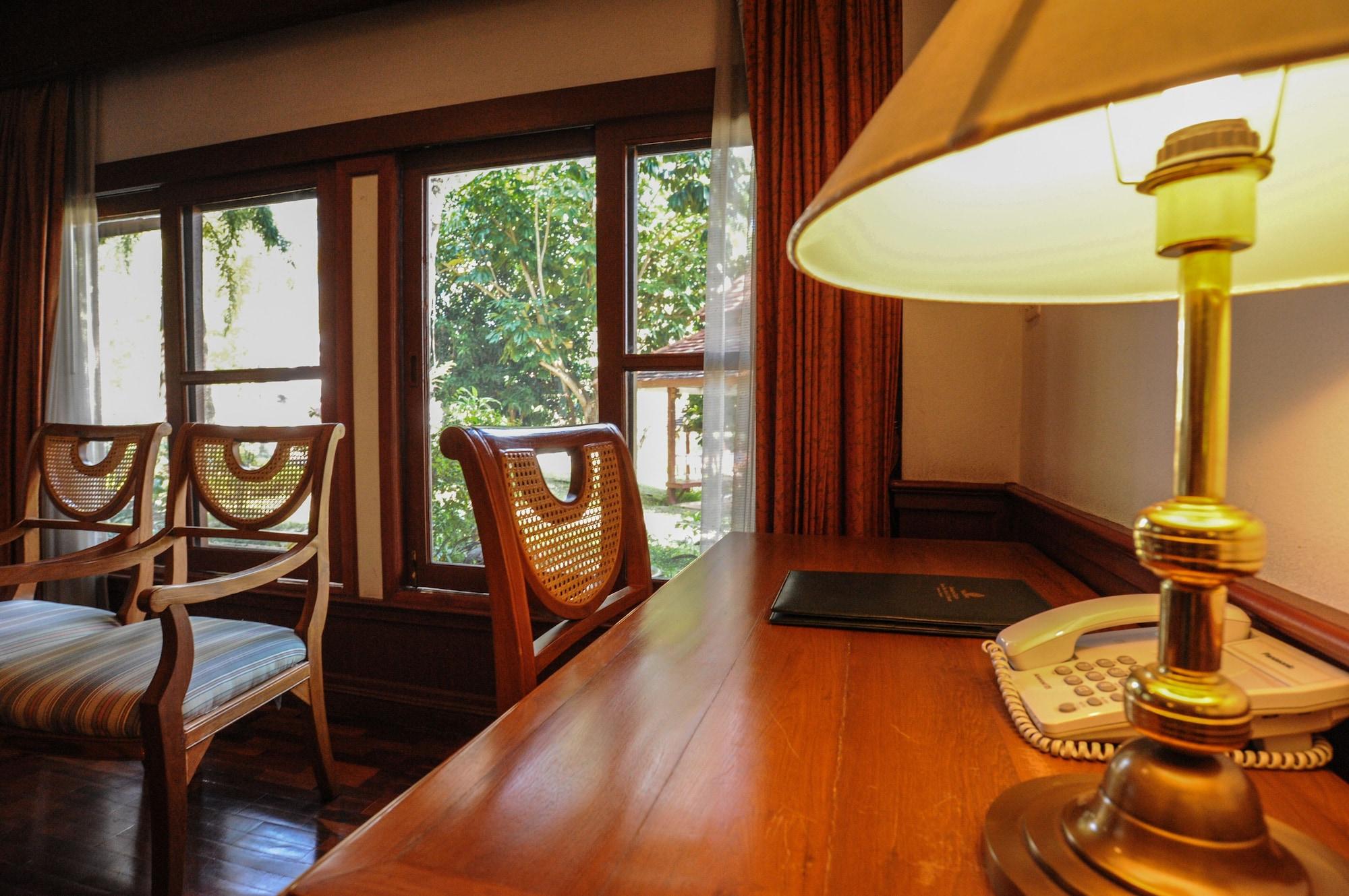 Suan Bua Hotel & Resort Ban Pong  Dış mekan fotoğraf