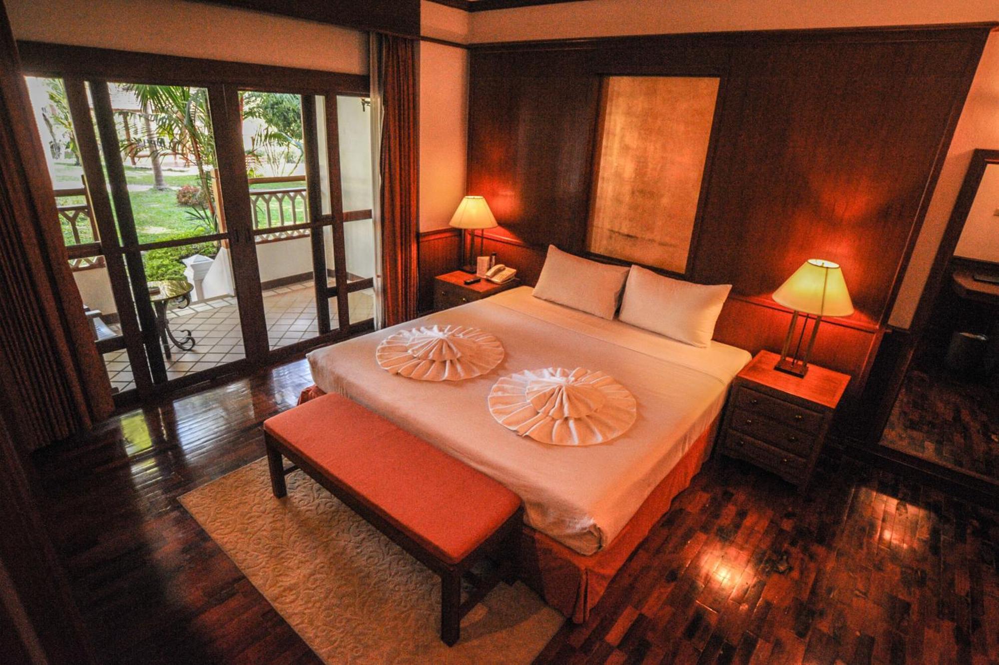 Suan Bua Hotel & Resort Ban Pong  Dış mekan fotoğraf