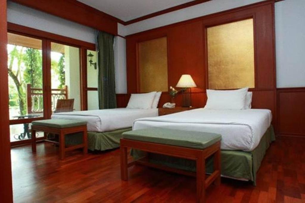 Suan Bua Hotel & Resort Ban Pong  Oda fotoğraf