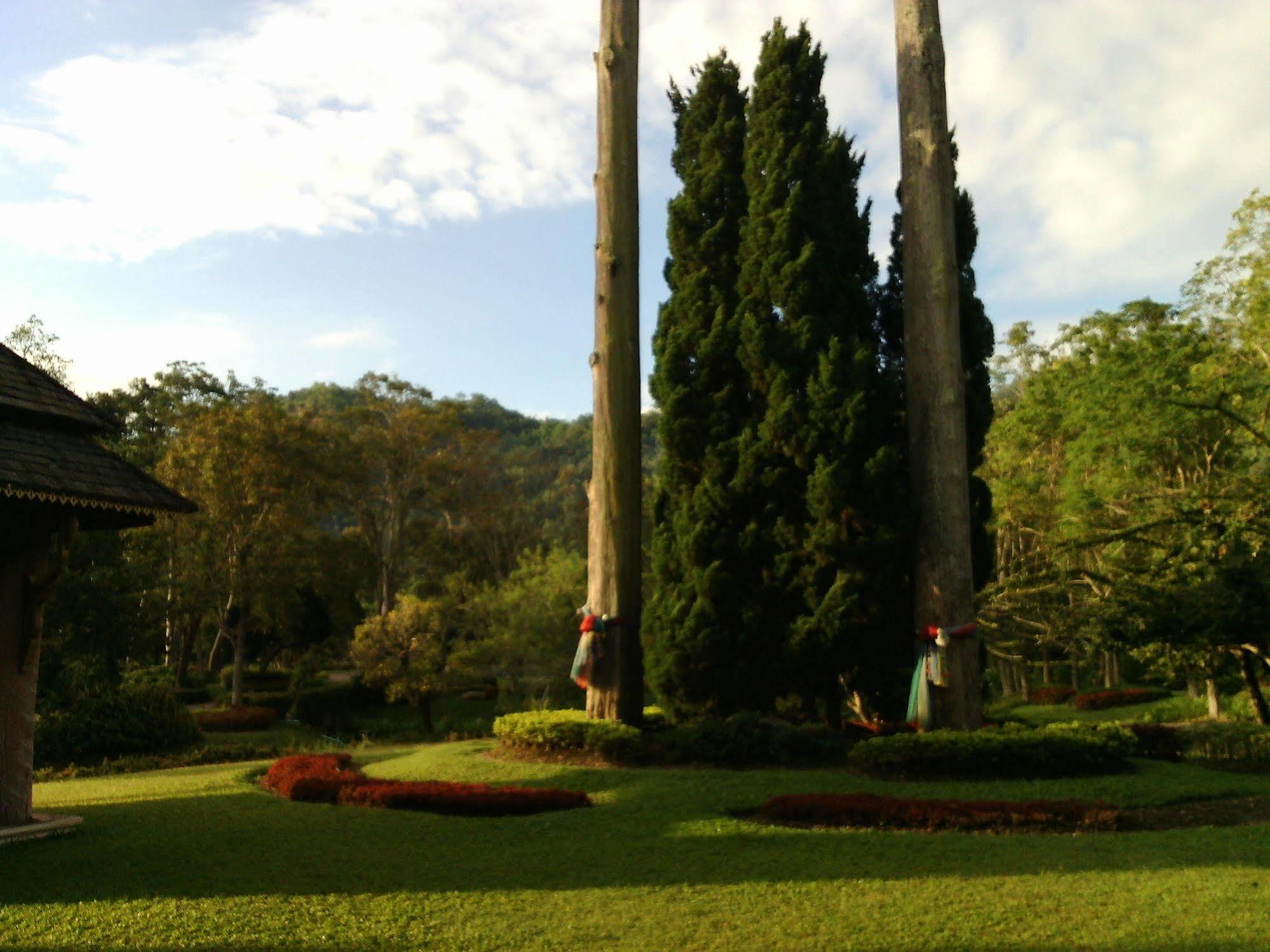 Suan Bua Hotel & Resort Ban Pong  Dış mekan fotoğraf